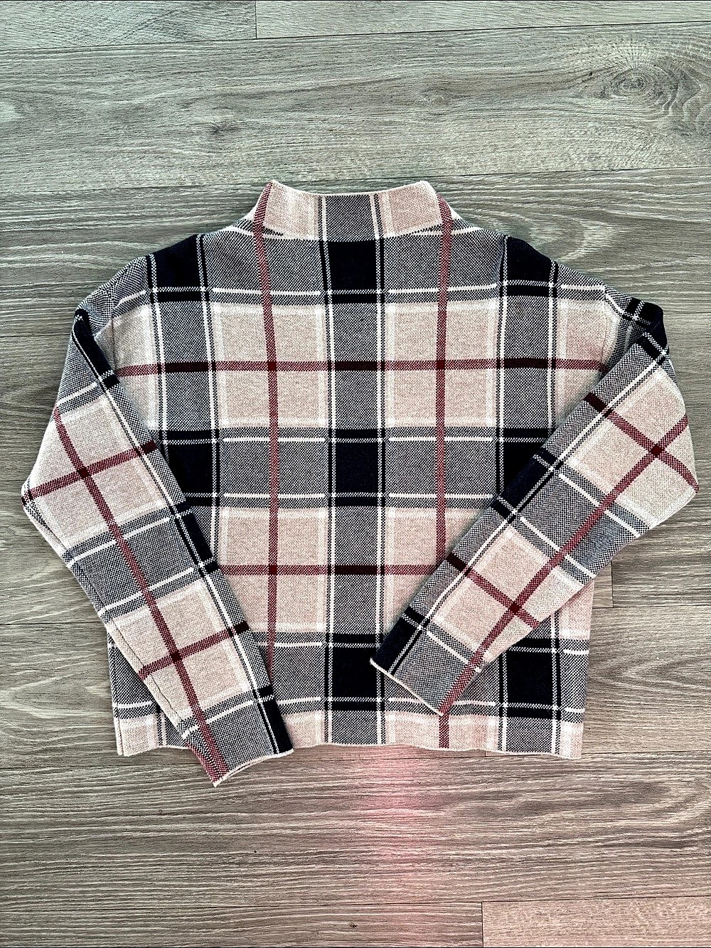 Tahari Plaid Mock Neck Sweater Blue, Red and Tan Size Small